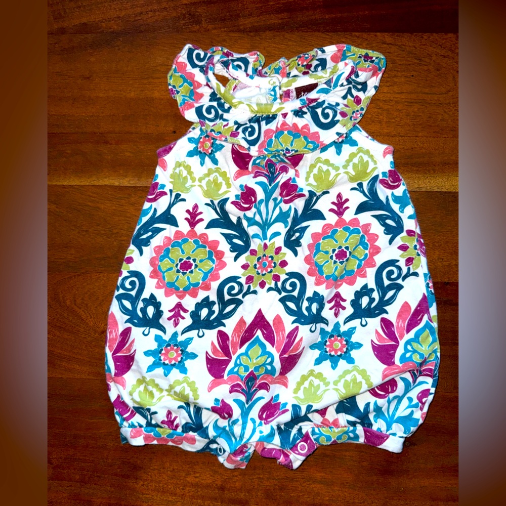 Tea Collection bubble romper